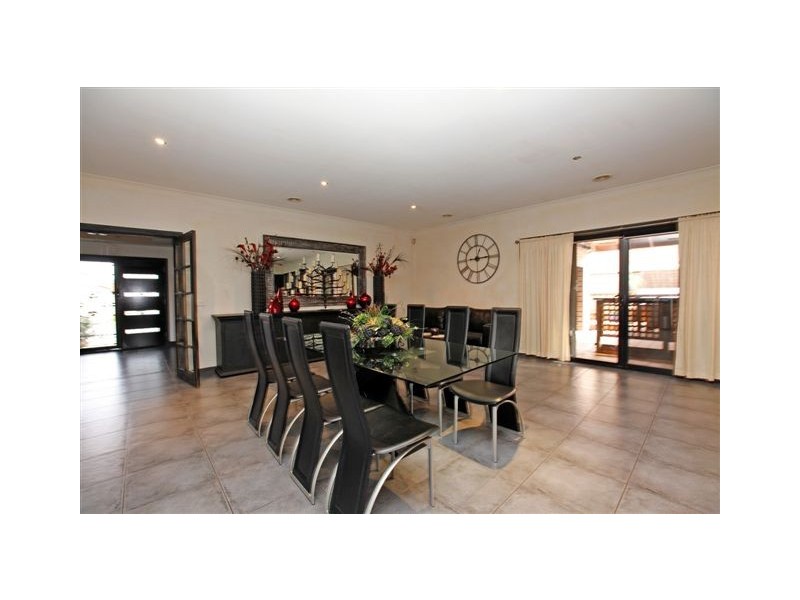 111 Royal Terrace, Craigieburn VIC 3064