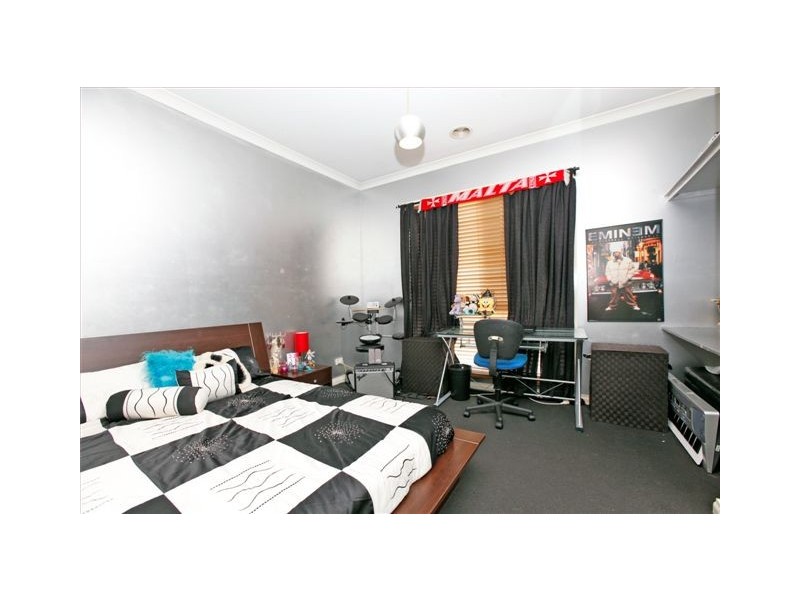 111 Royal Terrace, Craigieburn VIC 3064