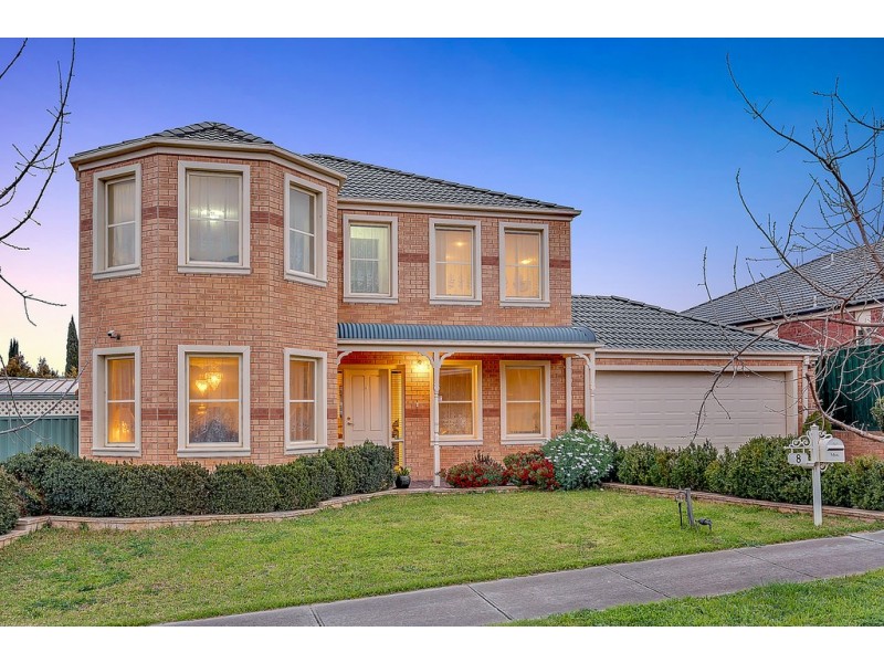 8 Strathallan Grove, Craigieburn VIC 3064
