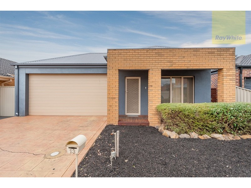 13 Burrora Way, Craigieburn VIC 3064
