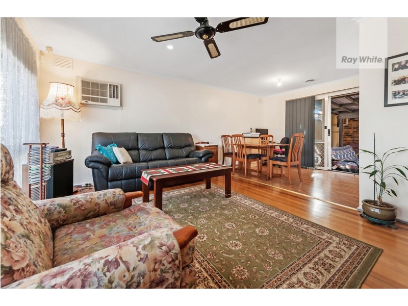 28 Bank Street, Craigieburn VIC 3064