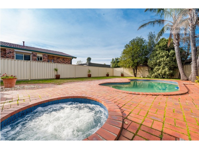 28 Bank Street, Craigieburn VIC 3064
