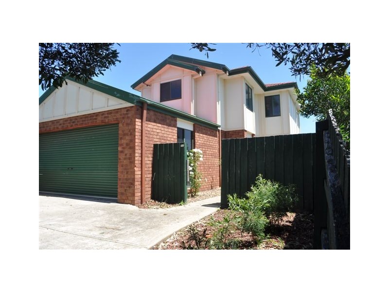 18 Brecon Nook, Craigieburn VIC 3064