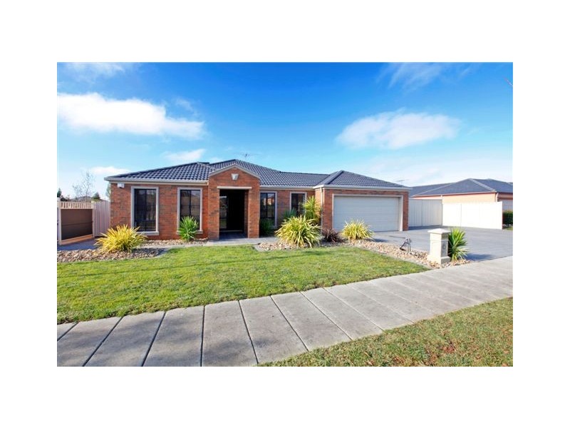 16 Mosman Way, Craigieburn VIC 3064