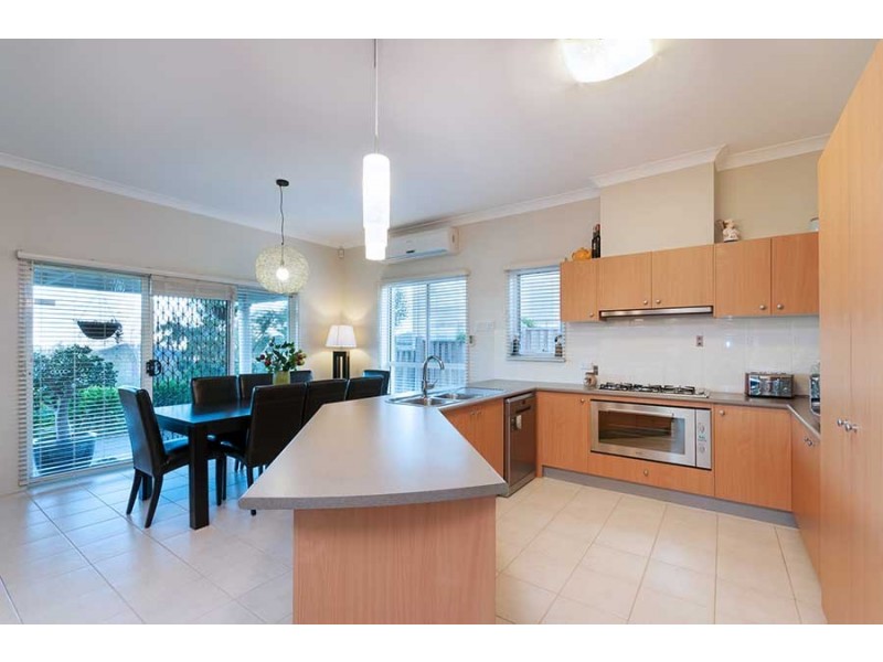 15 Parkside Rise, Craigieburn VIC 3064