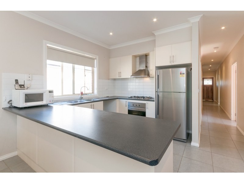 21 Elsternwick Way, Craigieburn VIC 3064