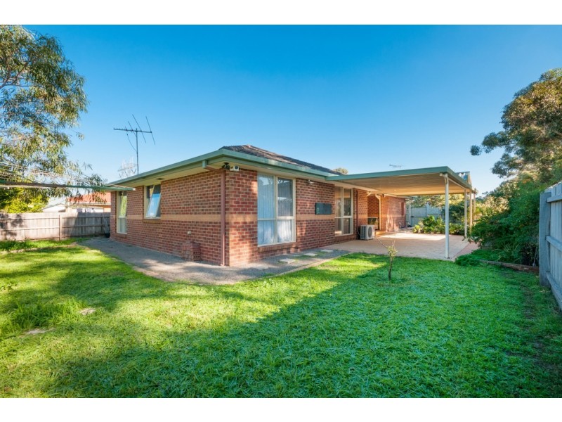 20 Sheridan Way, Roxburgh Park VIC 3064