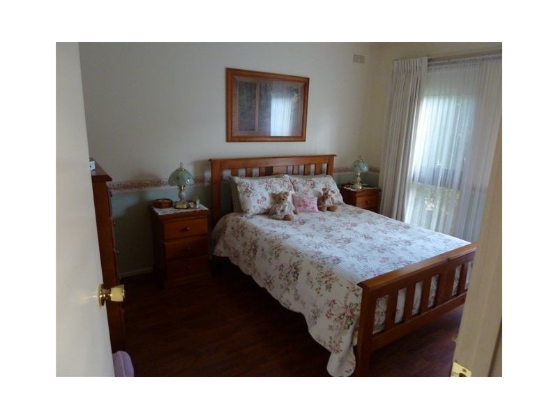 1 Aris Court, Craigieburn VIC 3064