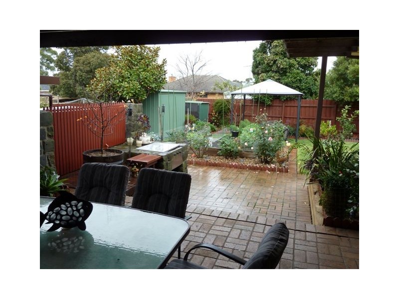 1 Aris Court, Craigieburn VIC 3064
