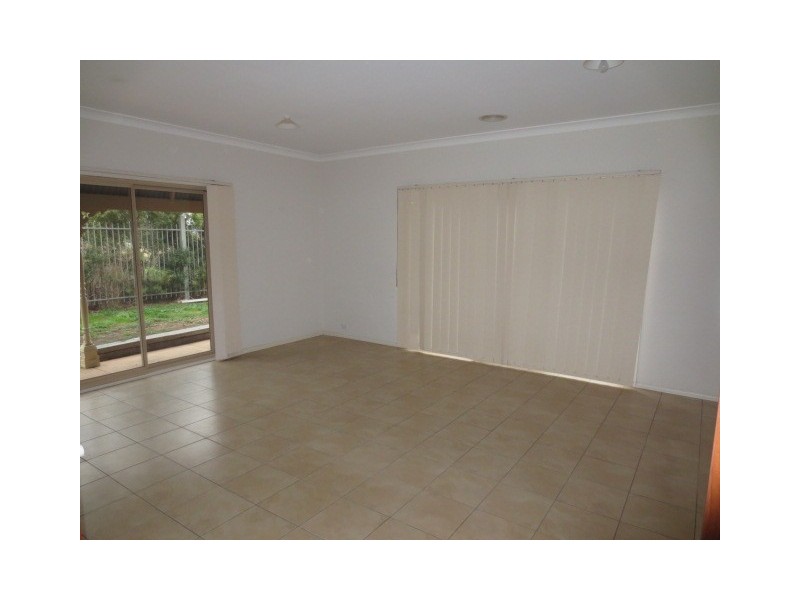 22 Westerfolds Loop, Craigieburn VIC 3064