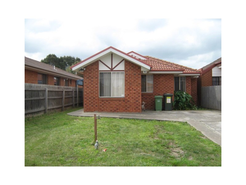 8 Brecon Nook, Craigieburn VIC 3064