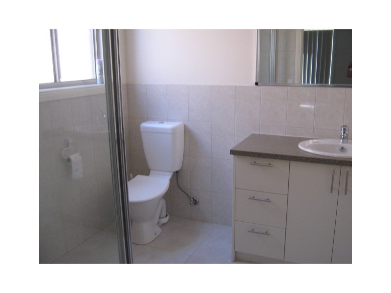 13 Chelsworth Loop, Craigieburn VIC 3064