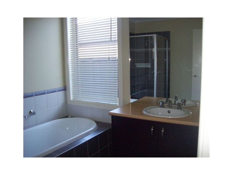 78 Mareeba Way, Craigieburn VIC 3064