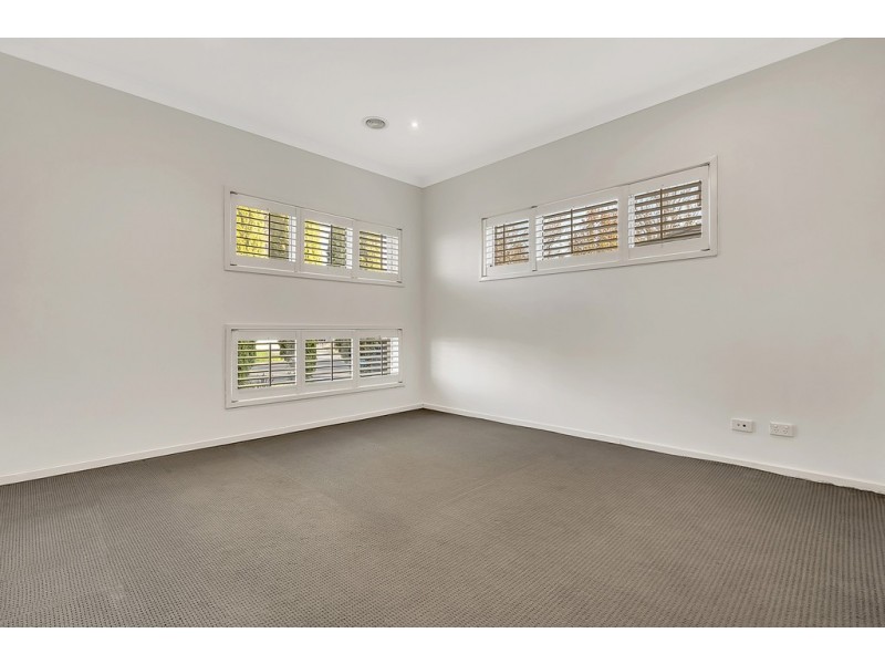 17 Grosvenor Square, Craigieburn VIC 3064