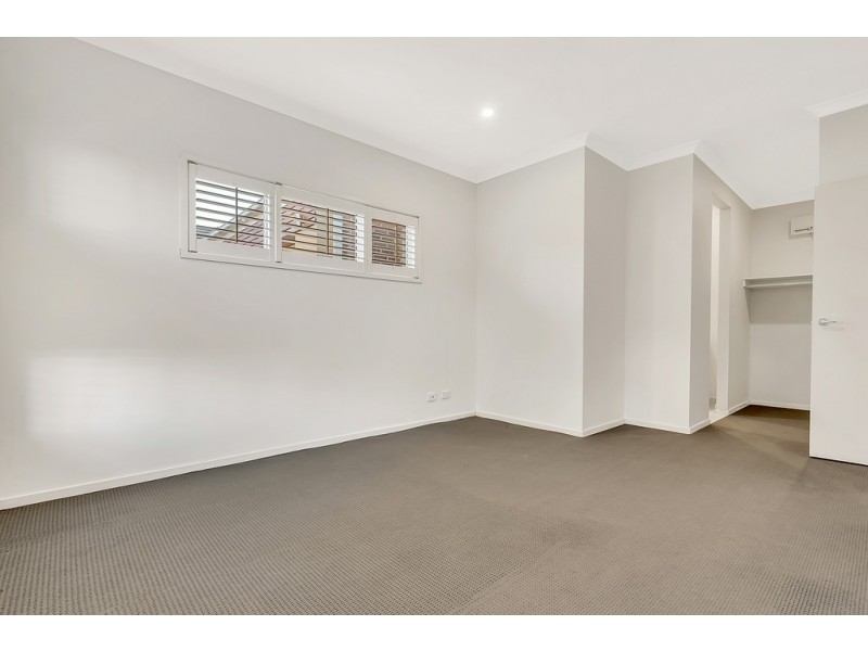 17 Grosvenor Square, Craigieburn VIC 3064