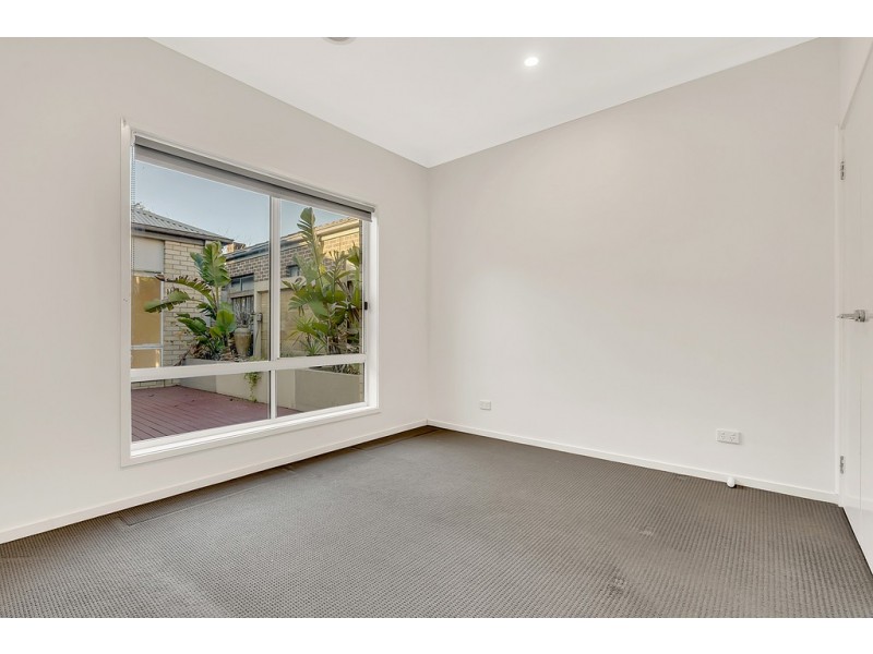 17 Grosvenor Square, Craigieburn VIC 3064