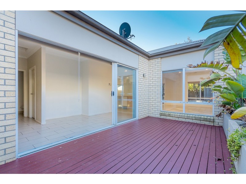 17 Grosvenor Square, Craigieburn VIC 3064