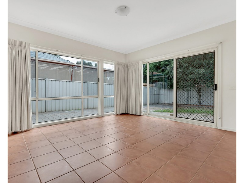 6 Larkwood Lane, Craigieburn VIC 3064