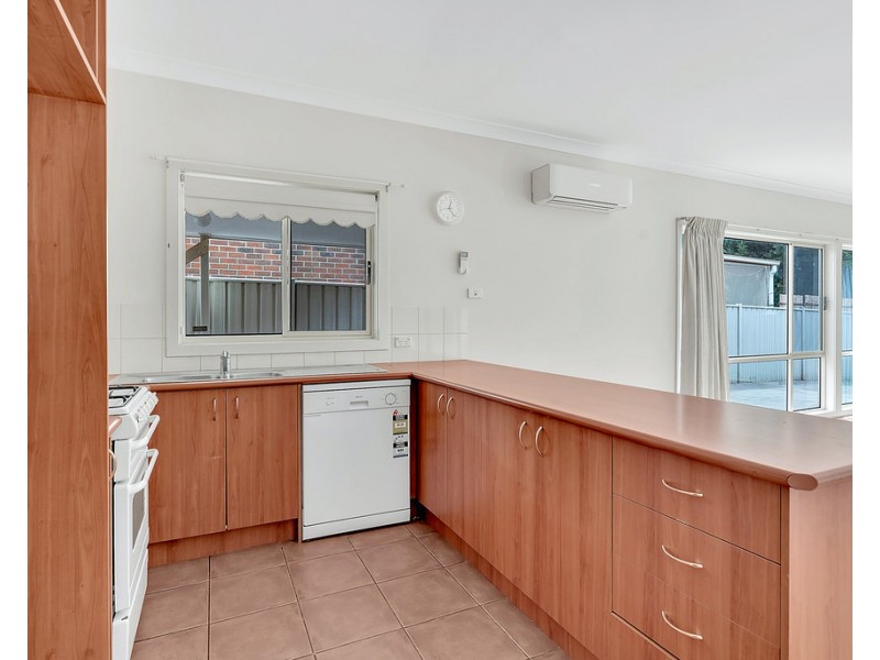 6 Larkwood Lane, Craigieburn VIC 3064