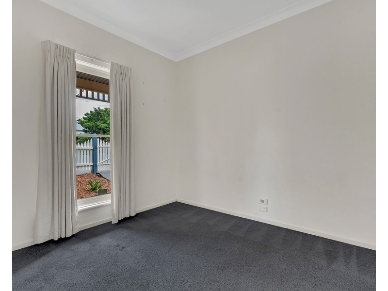 6 Larkwood Lane, Craigieburn VIC 3064