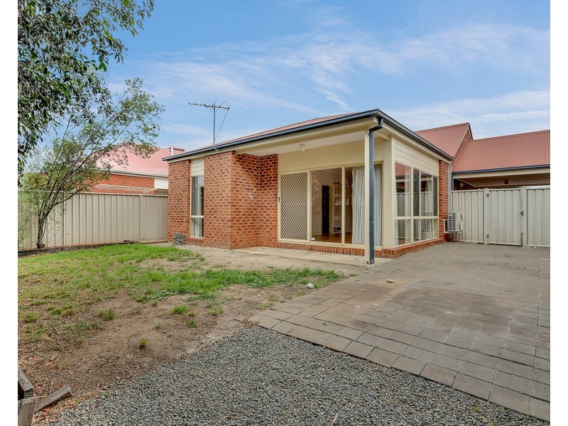 6 Larkwood Lane, Craigieburn VIC 3064