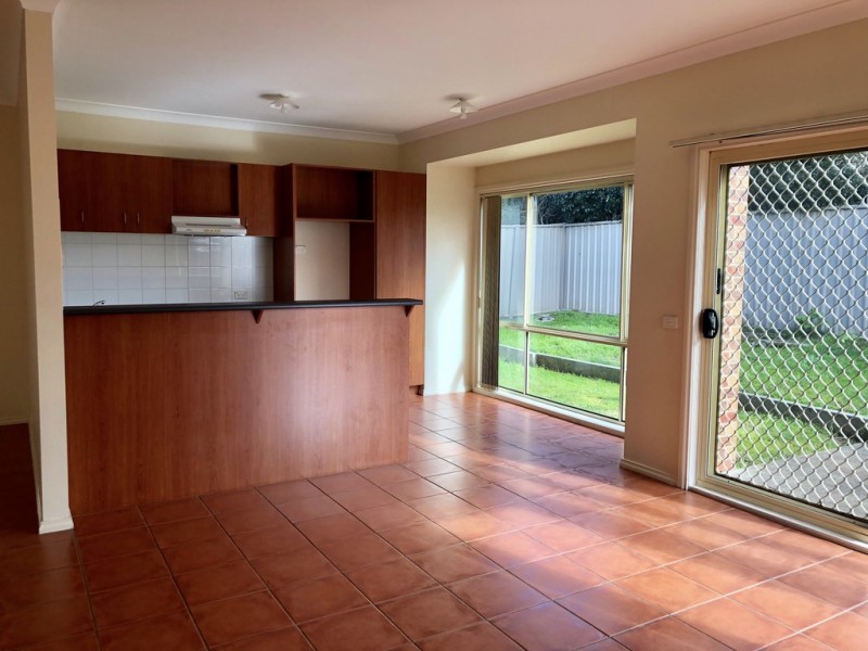 2 Avenel Gardens, Craigieburn VIC 3064