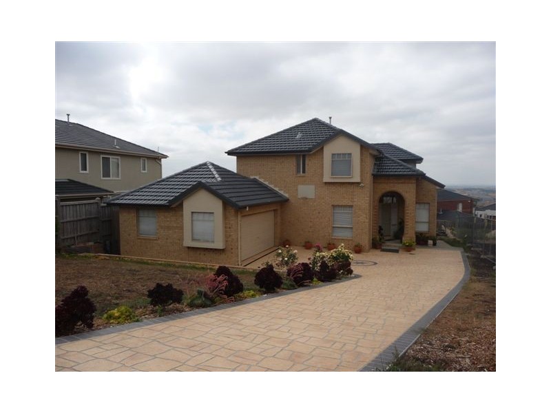 17 Parkside Rise, Craigieburn VIC 3064