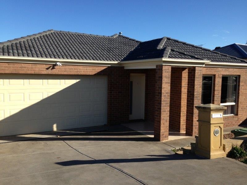 16 Discovery Close, Craigieburn VIC 3064