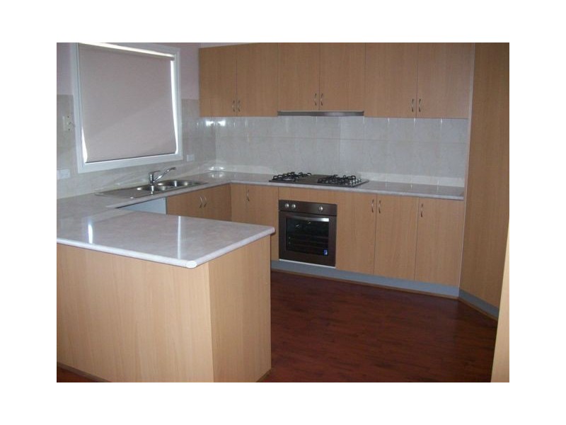 16 Discovery Close, Craigieburn VIC 3064