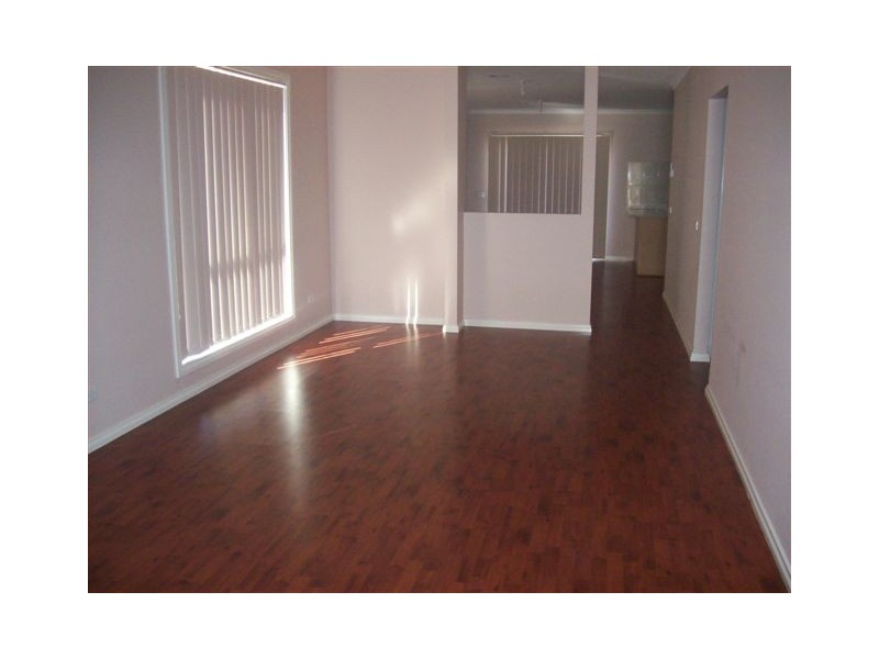 16 Discovery Close, Craigieburn VIC 3064