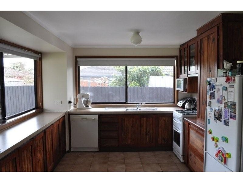 4 Balcombe Court, Craigieburn VIC 3064