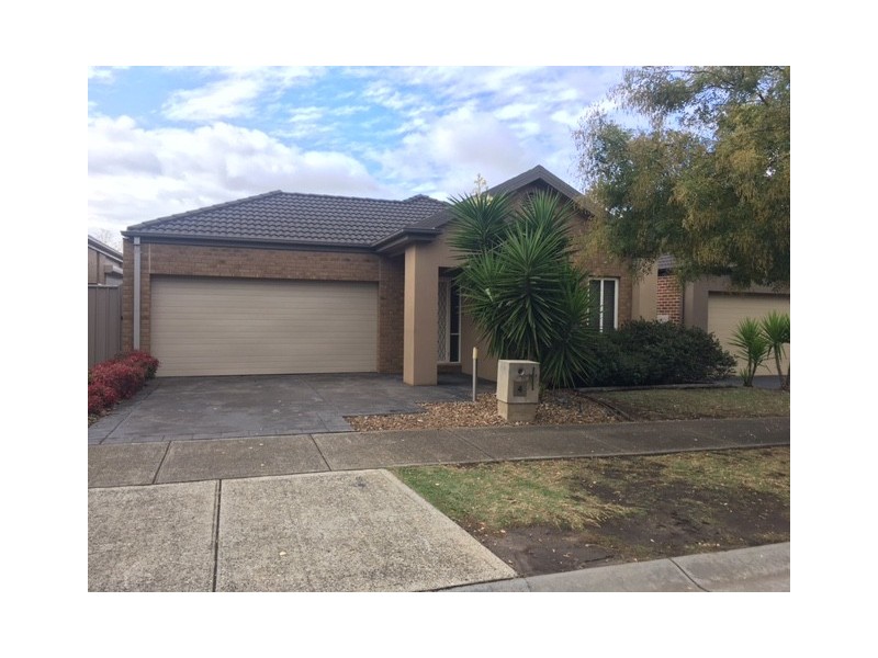 4 Explorers Place, Craigieburn VIC 3064