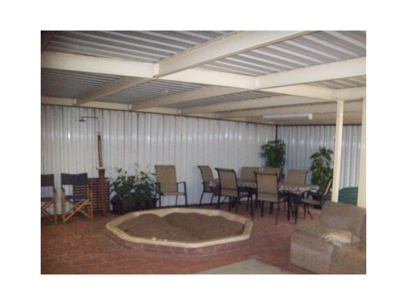 2 Enfield Place, Craigieburn VIC 3064