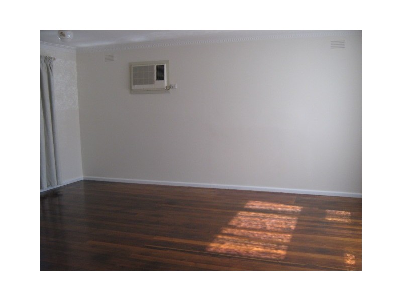 10 Rayfield Street, Craigieburn VIC 3064