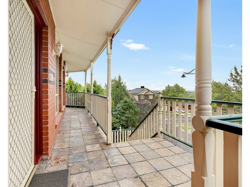 56 Excelsior Heights, Craigieburn VIC 3064