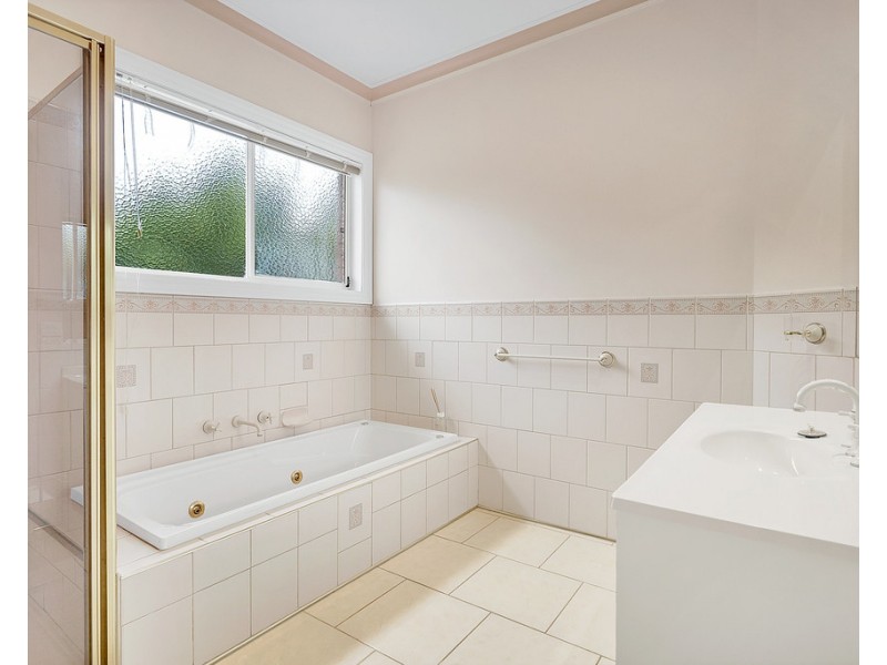 56 Excelsior Heights, Craigieburn VIC 3064