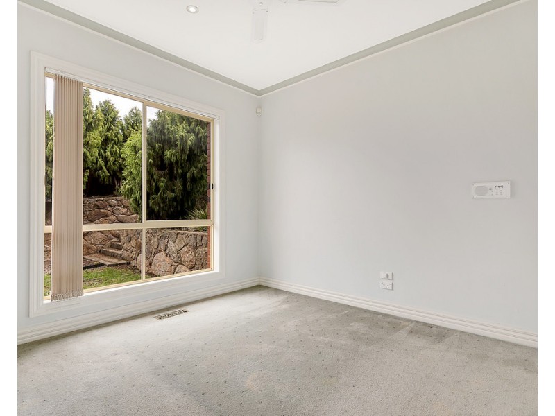 56 Excelsior Heights, Craigieburn VIC 3064