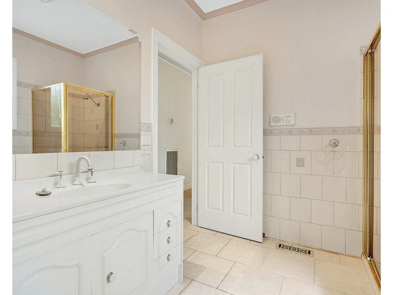 56 Excelsior Heights, Craigieburn VIC 3064