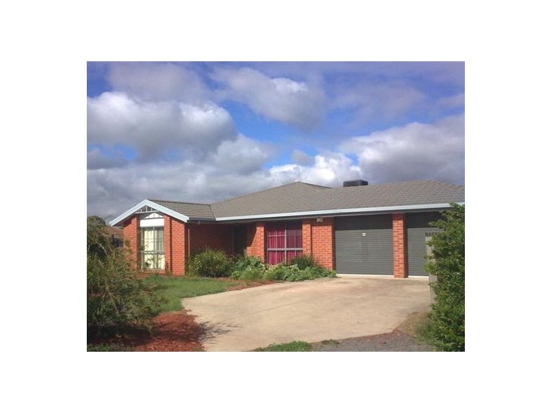 5 Tedburn Court, Craigieburn VIC 3064
