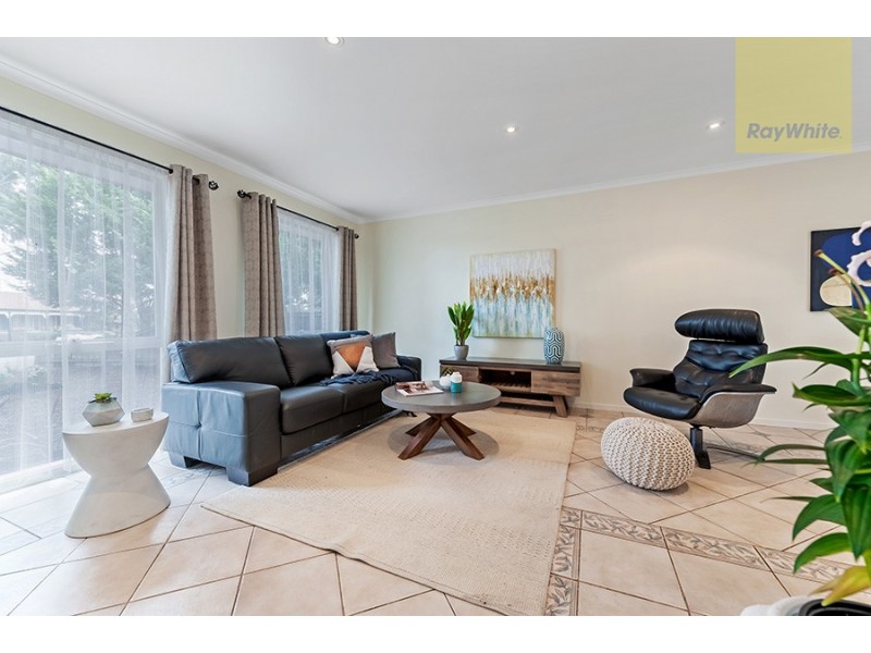 20 Yarcombe crescent, Craigieburn VIC 3064