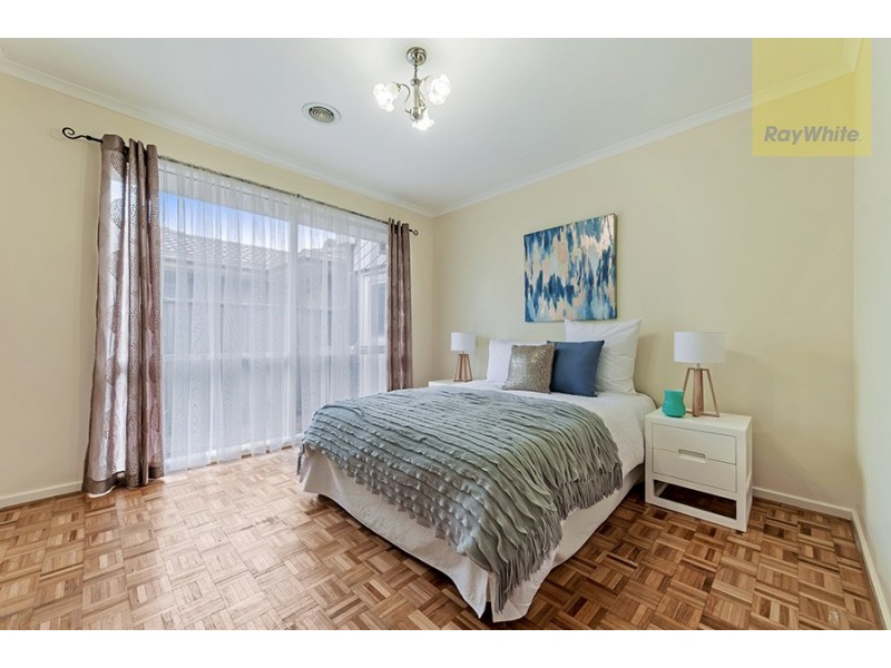 20 Yarcombe crescent, Craigieburn VIC 3064