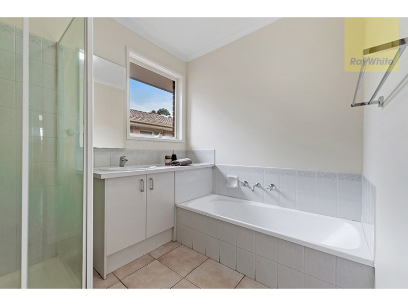 20 Yarcombe crescent, Craigieburn VIC 3064