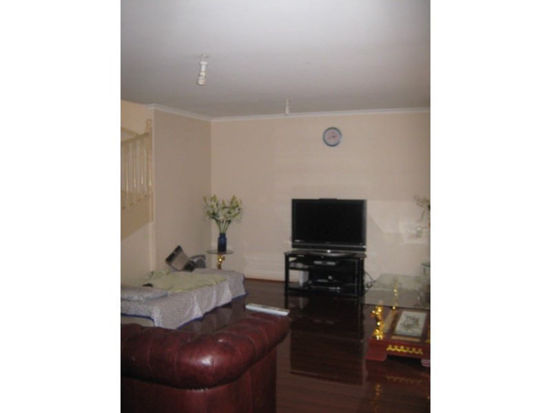 18 Brecon Nook, Craigieburn VIC 3064