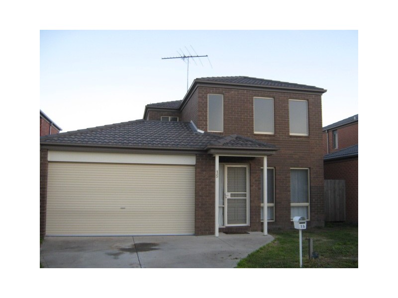 15 Brushwood Circuit, Roxburgh Park VIC 3064