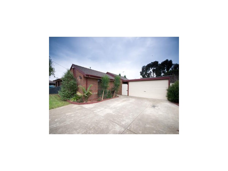 51 Rokeby Crescent, Craigieburn VIC 3064