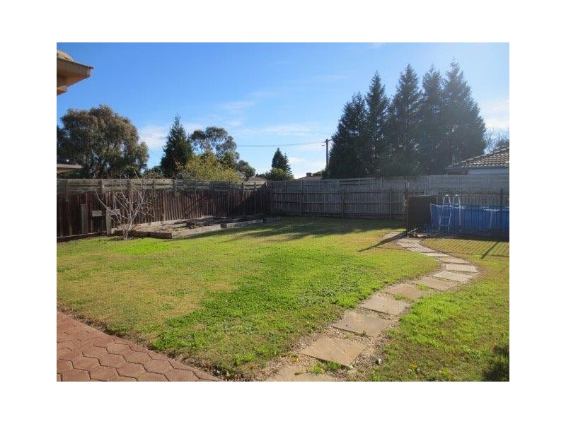 21 Abercarn Avenue, Craigieburn VIC 3064