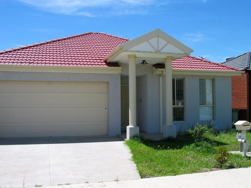 15 Bay Meadow Green, Craigieburn VIC 3064