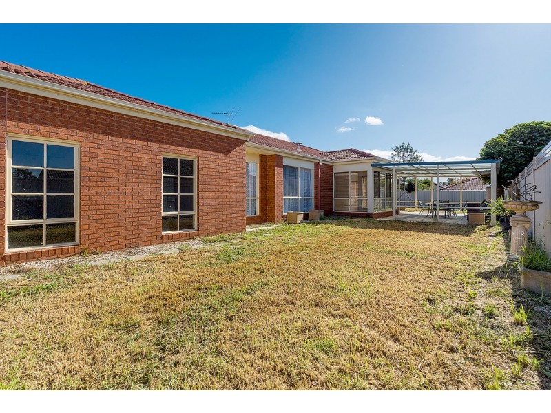 10 Cherry Blossom Close, Craigieburn VIC 3064