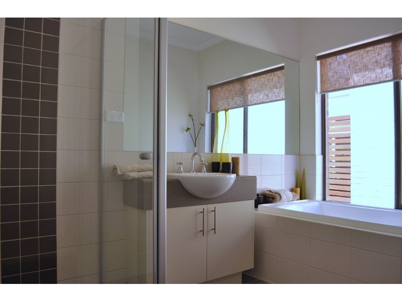 23 Hedges Street, Craigieburn VIC 3064