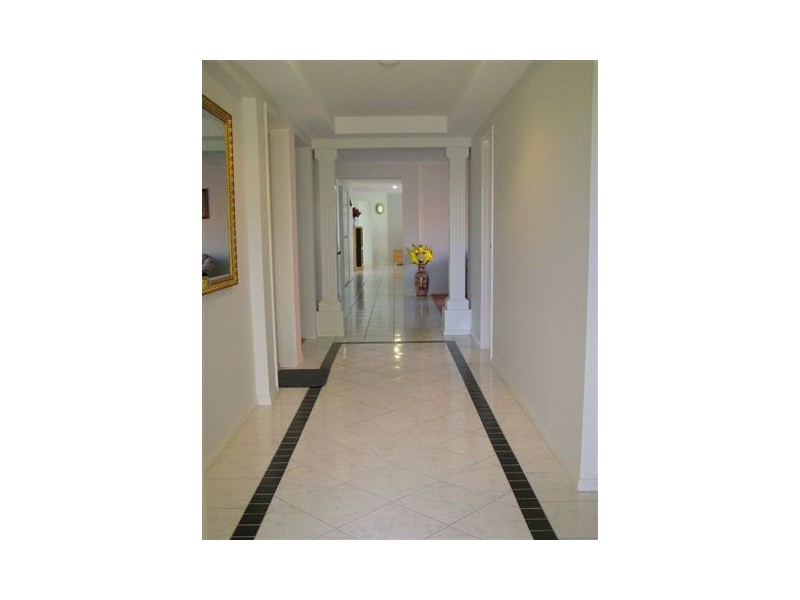 4 Boyden Square, Roxburgh Park VIC 3064